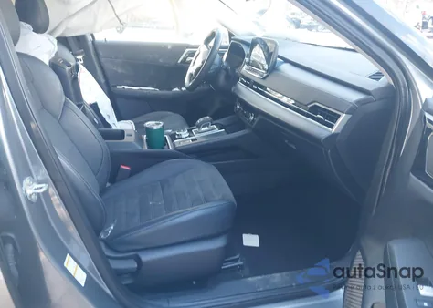 2024 Mitsubishi Outlander Se 2.5 2Wd/Se Black Edition S-Awc/Se Black Edition W/Pano Roof z USA, uszkodzony, nr VIN JA4J3VA87RZ041970